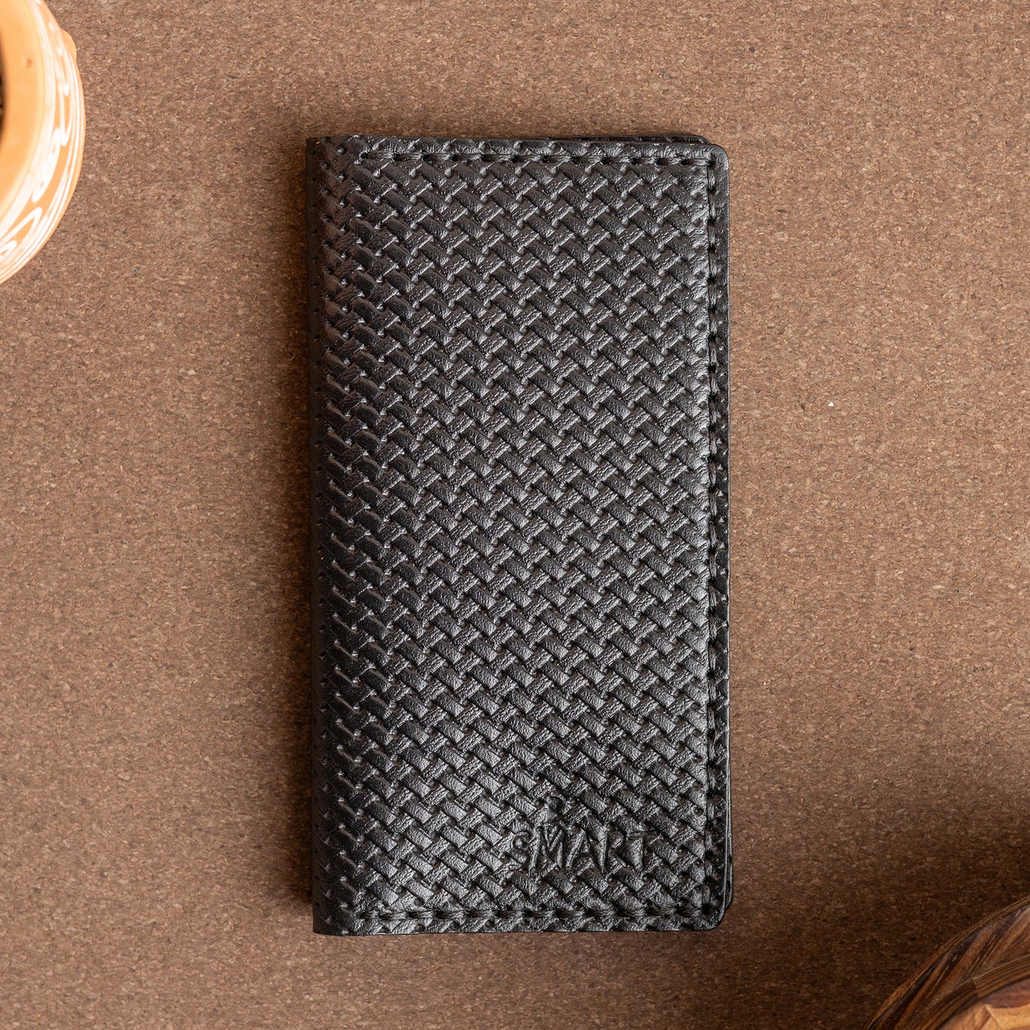 Bi-fold card holder | Black